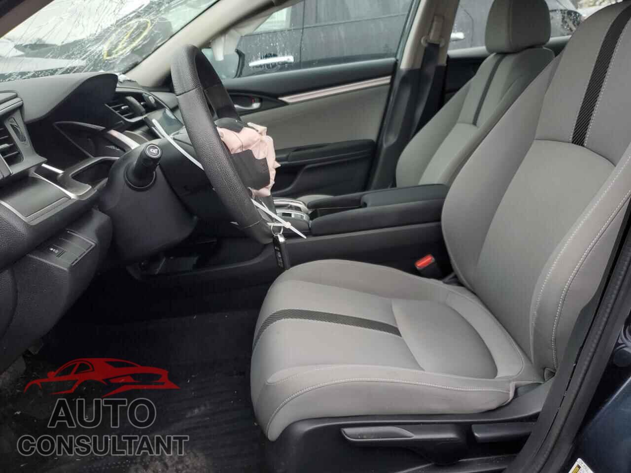 HONDA CIVIC 2018 - 2HGFC2F77JH501676