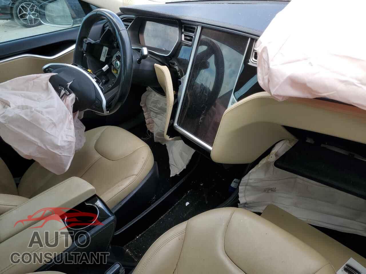 TESLA MODEL S 2014 - 5YJSA1H15EFP41245