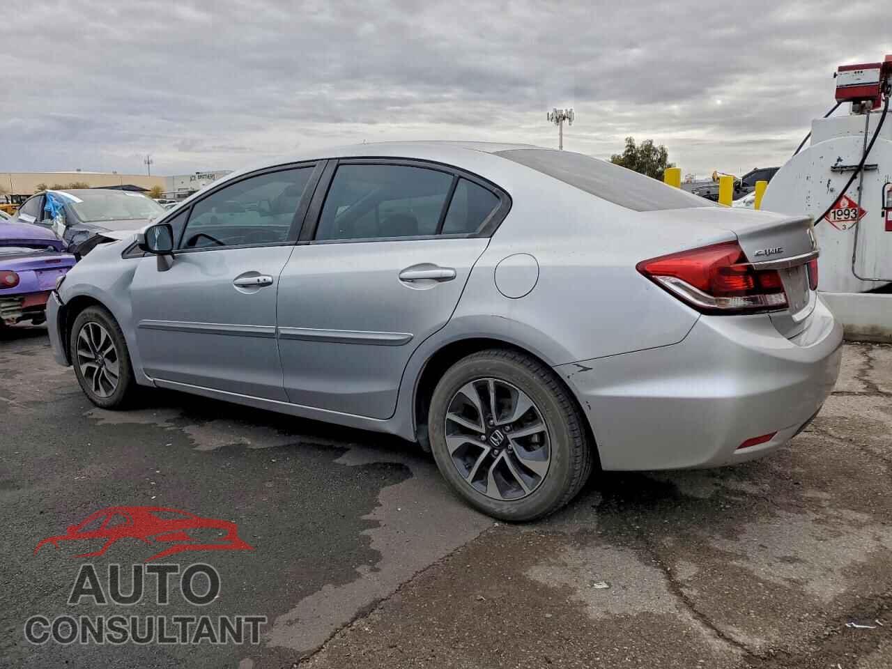 HONDA CIVIC 2015 - 19XFB2F8XFE044665