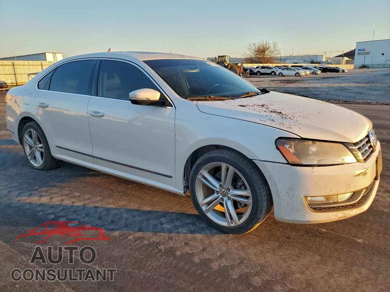 VOLKSWAGEN PASSAT 2014 - 1VWCN7A36EC071237