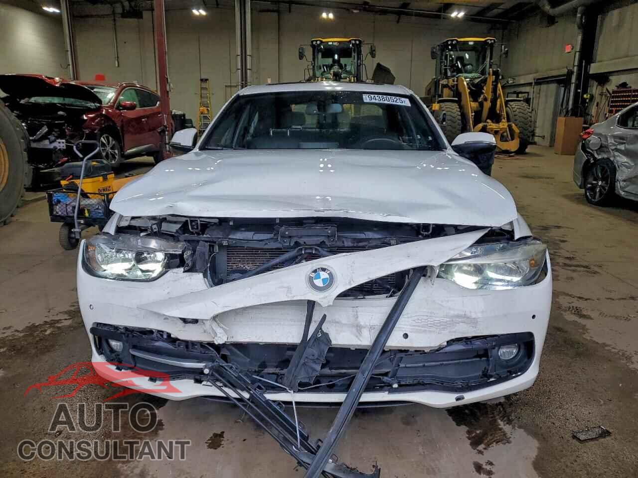 BMW 3 SERIES 2016 - WBA8E3G59GNU05940