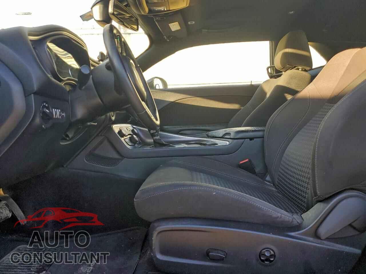 DODGE CHALLENGER 2018 - 2C3CDZAG3JH245281