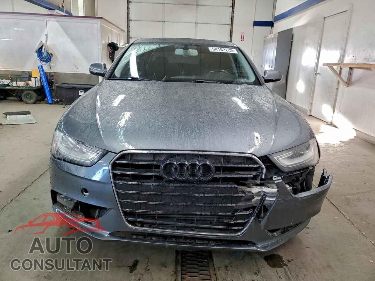 AUDI A4 2013 - WAUFFAFL1DN004130