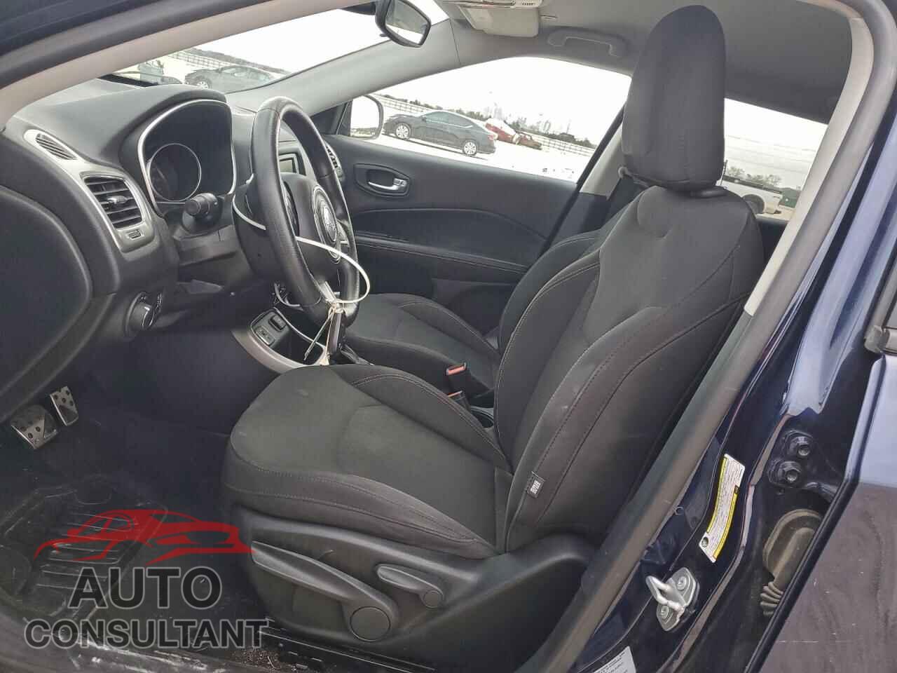 JEEP COMPASS 2018 - 3C4NJCAB2JT106989