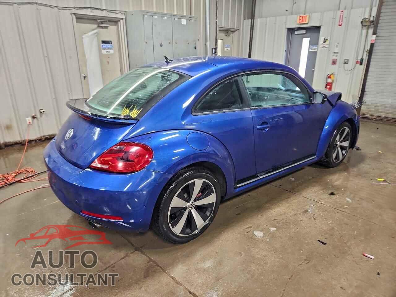 VOLKSWAGEN BEETLE 2012 - 3VWVA7AT7CM650981