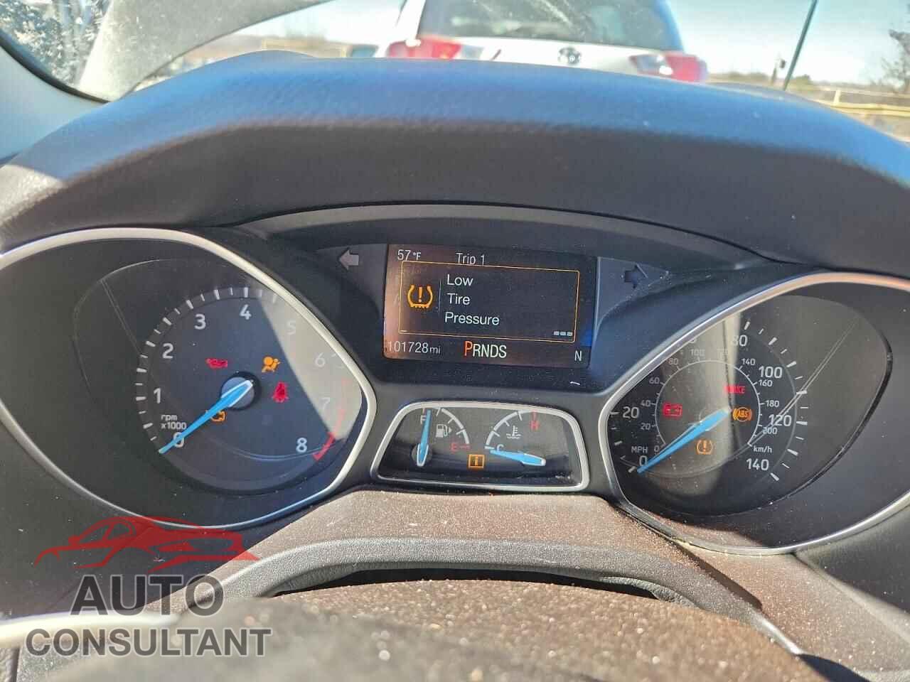 FORD FOCUS 2017 - 1FADP3N24HL287710