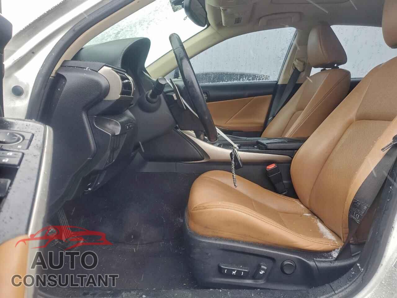 LEXUS IS 2014 - JTHCF1D28E5007140