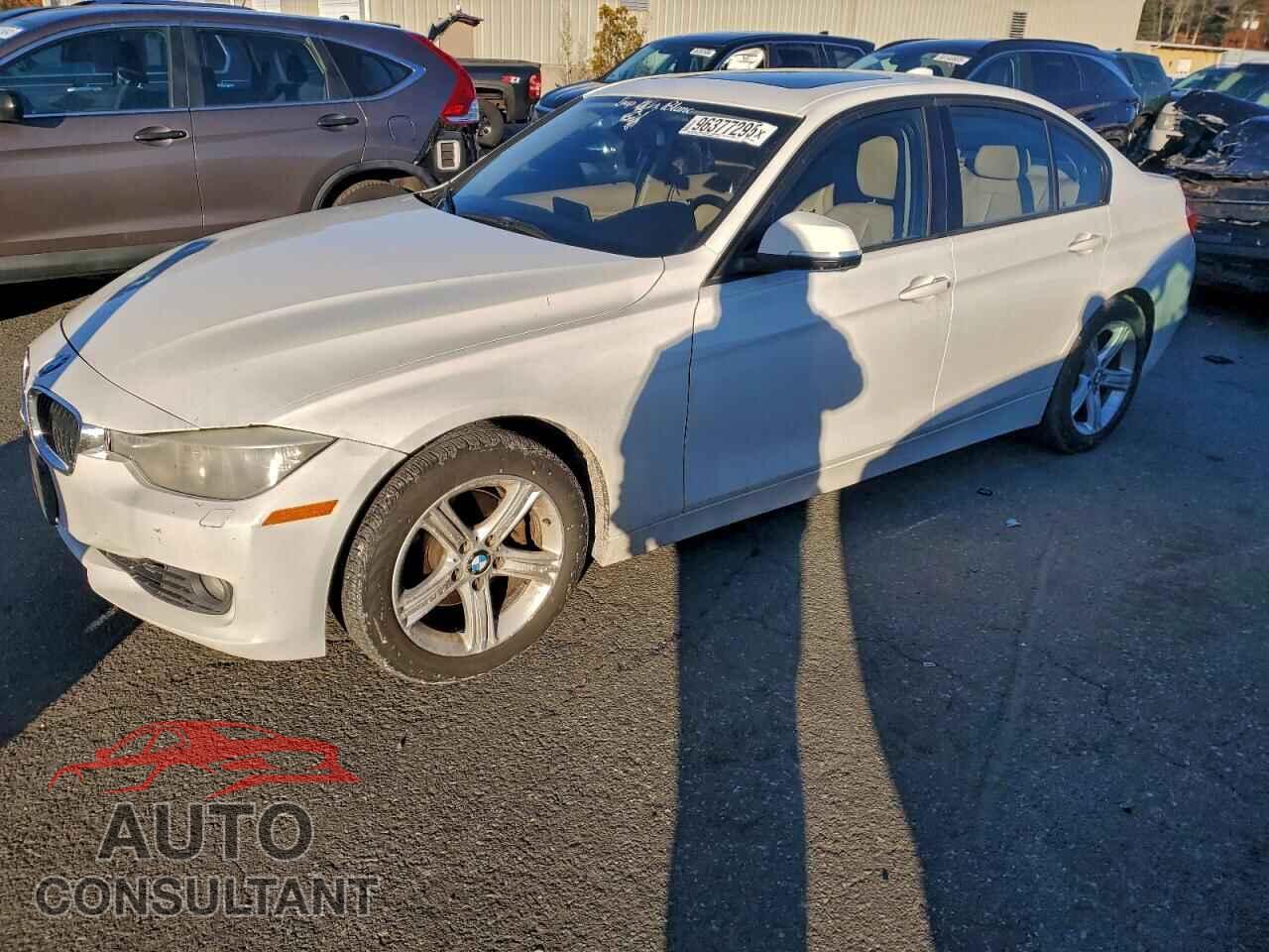 BMW 3 SERIES 2013 - WBA3B5C52DF594330