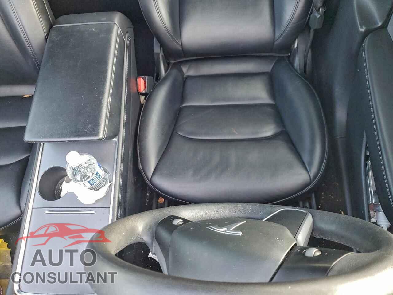 TESLA MODEL 3 2021 - 5YJ3E1EA9MF930749