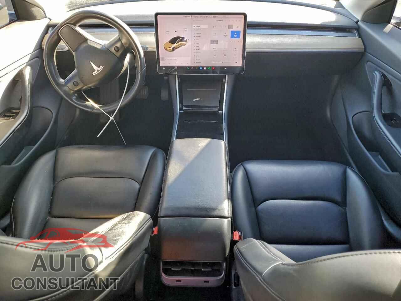 TESLA MODEL 3 2018 - 5YJ3E1EA0JF030477
