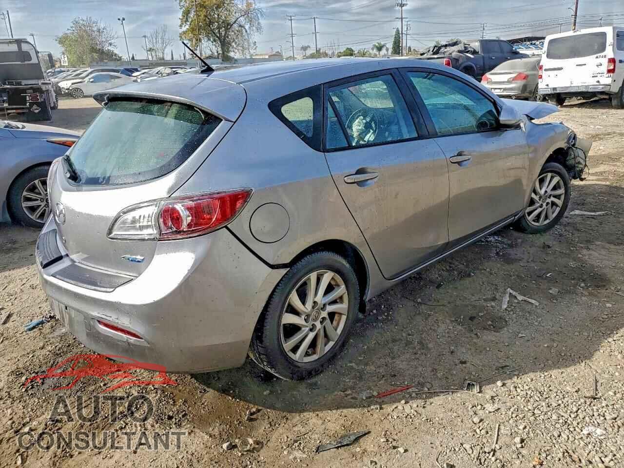 MAZDA 3 2012 - JM1BL1M85C1655372