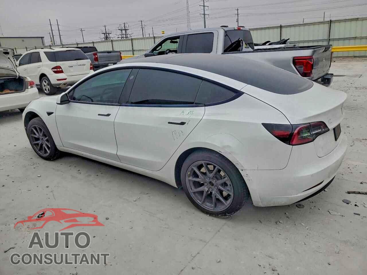 TESLA MODEL 3 2022 - 5YJ3E1EB0NF192737