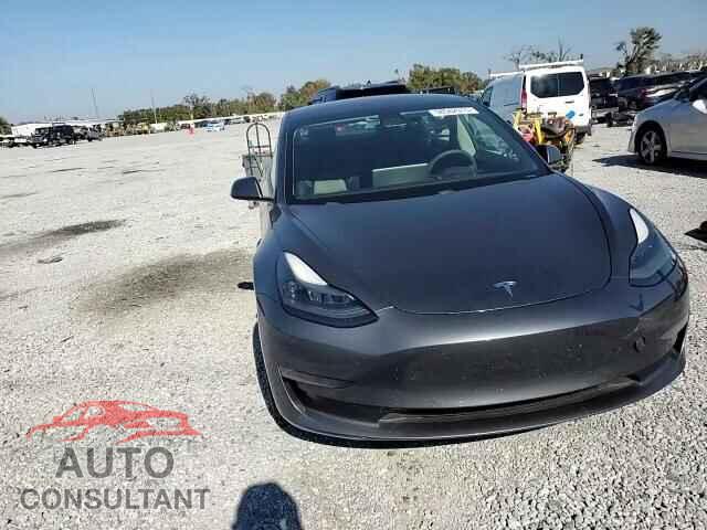 TESLA MODEL 3 2021 - 5YJ3E1EB8MF044530