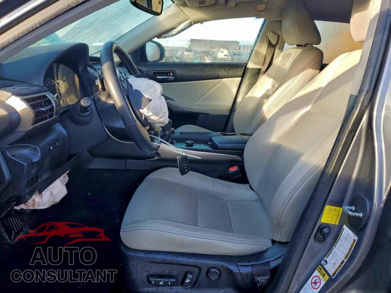 LEXUS IS 2014 - JTHBF1D27E5020182