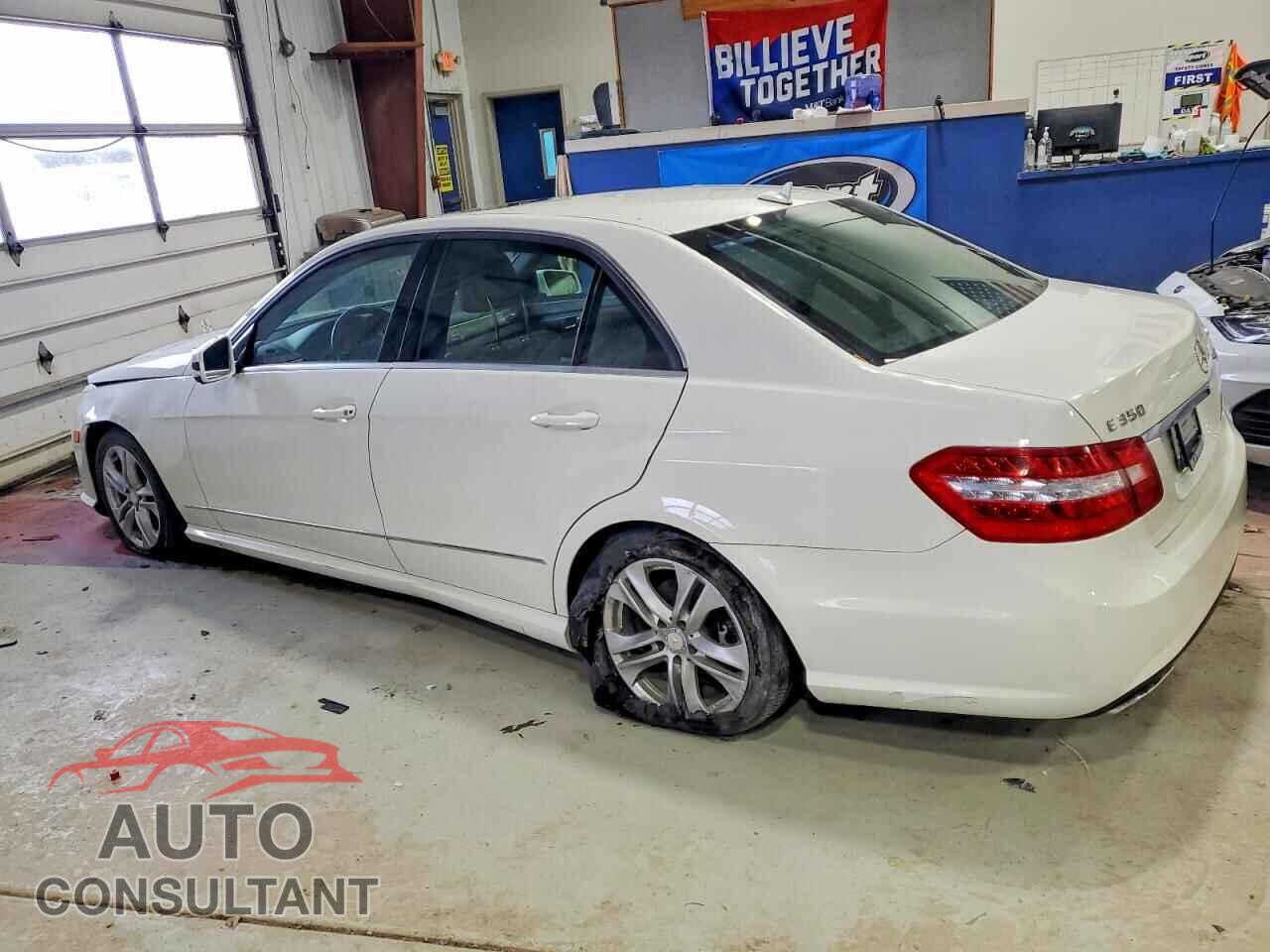 MERCEDES-BENZ E-CLASS 2010 - WDDHF8HB6AA140237