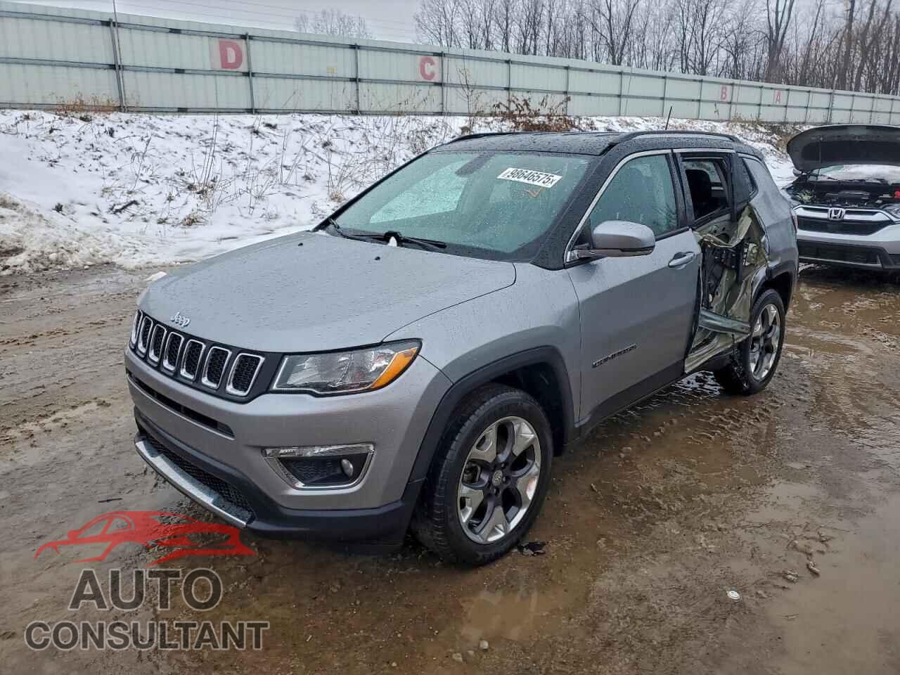 JEEP COMPASS 2019 - 3C4NJDCBXKT683015