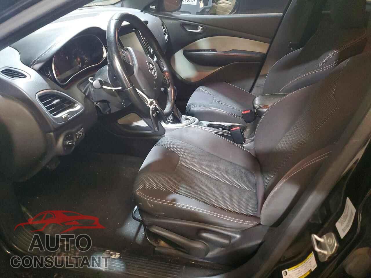DODGE DART 2015 - 1C3CDFBB9FD180670