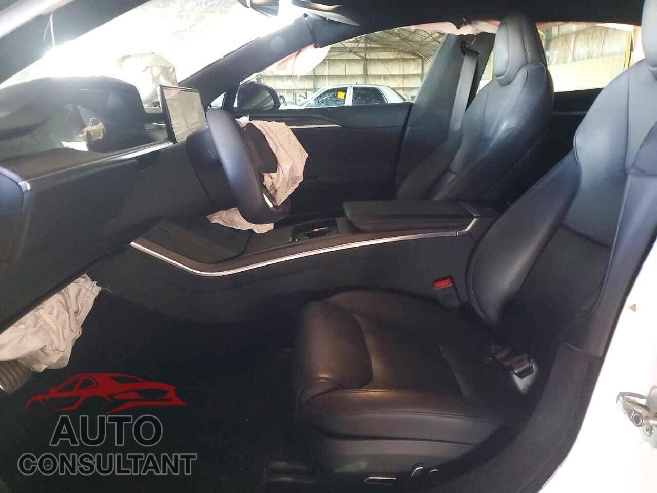 TESLA MODEL S 2021 - 5YJSA1E52MF443600