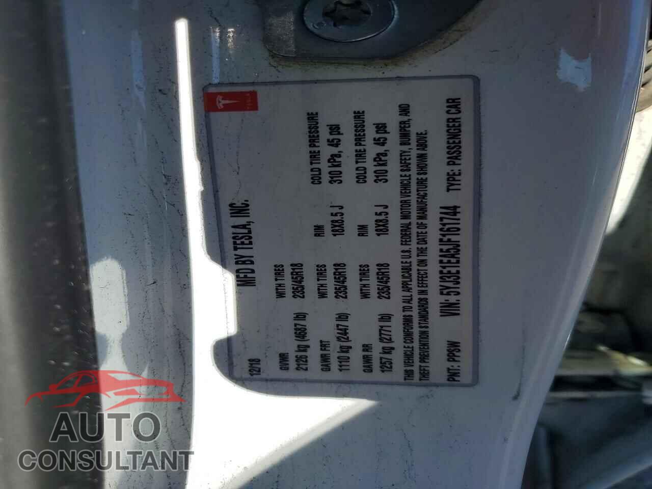 TESLA MODEL 3 2018 - 5YJ3E1EA5JF161744