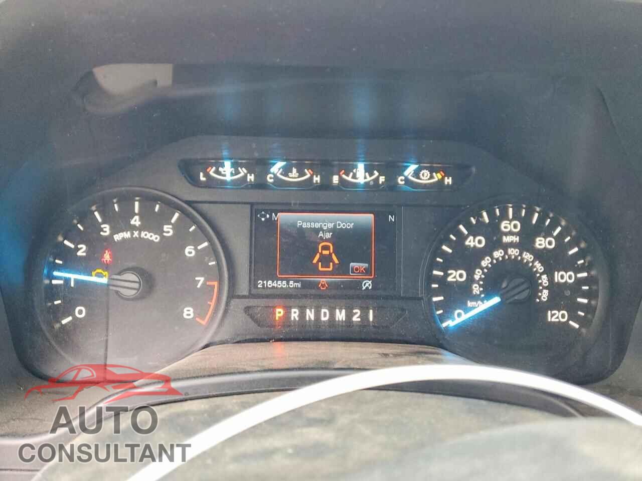 FORD F150 2018 - 1FTMF1CB2JKF19947
