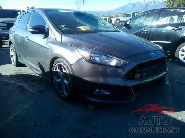 FORD FOCUS 2015 - 1FADP3L98FL341426