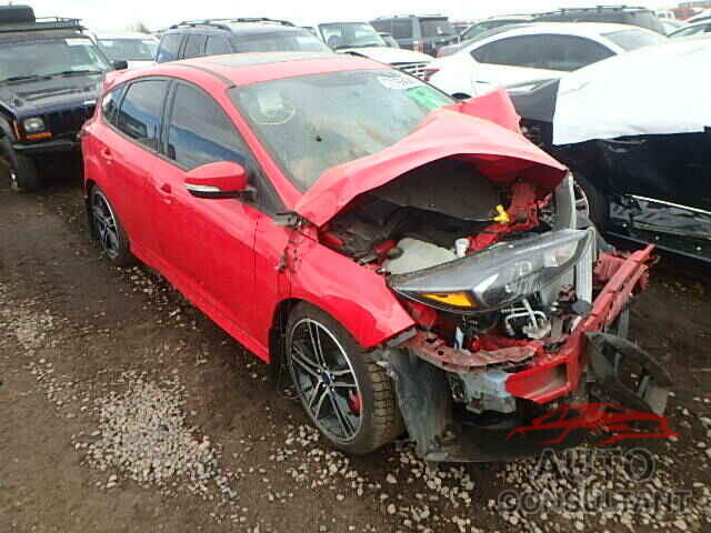 FORD FOCUS 2015 - 1FADP3L99FL306166