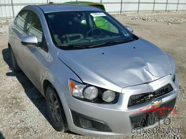 CHEVROLET SONIC 2015 - 1G1JC5SH7F4136583