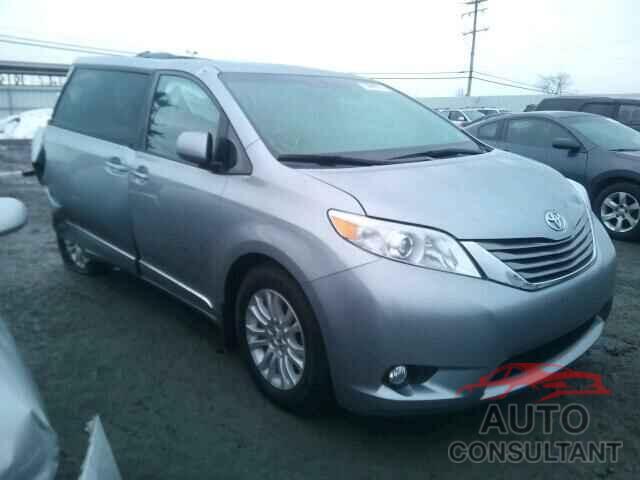 TOYOTA SIENNA 2015 - 5TDYK3DCXFS675170