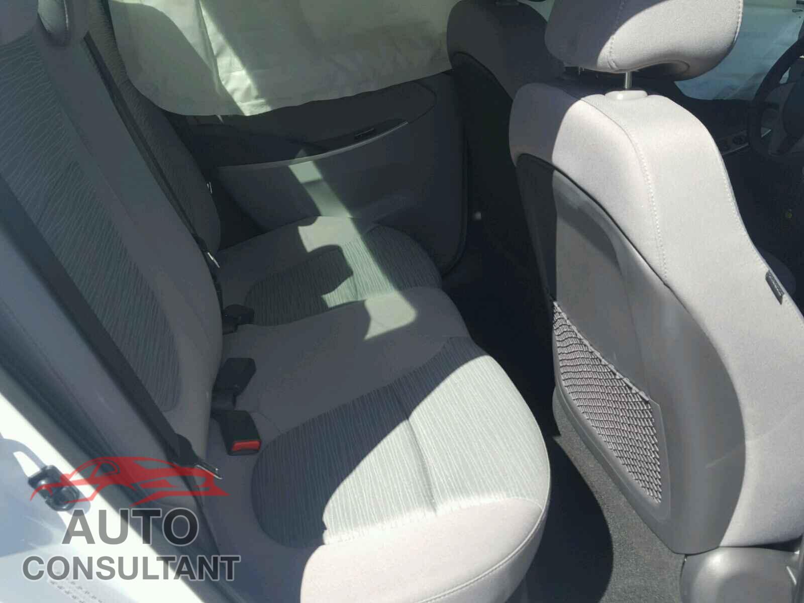 HYUNDAI ACCENT 2016 - KMHCT4AE8GU080636