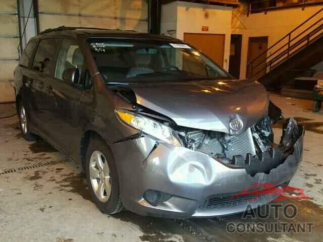 TOYOTA SIENNA 2016 - 5TDKK3DC4GS749917