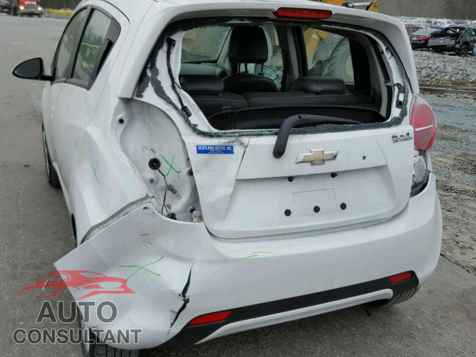 CHEVROLET SPARK 2015 - KL8CD6S96FC731371