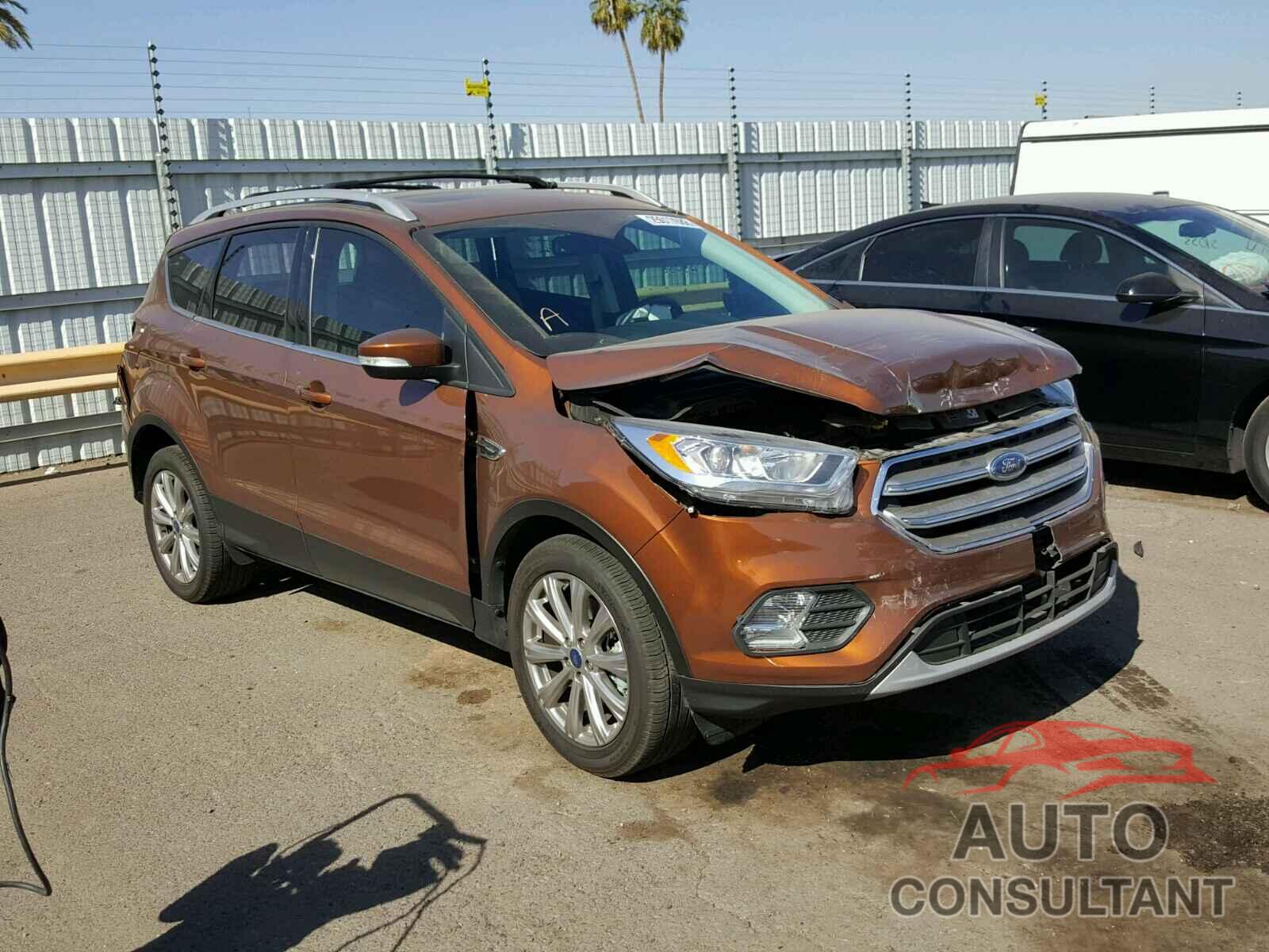 FORD ESCAPE 2017 - 1FMCU0J93HUD93894