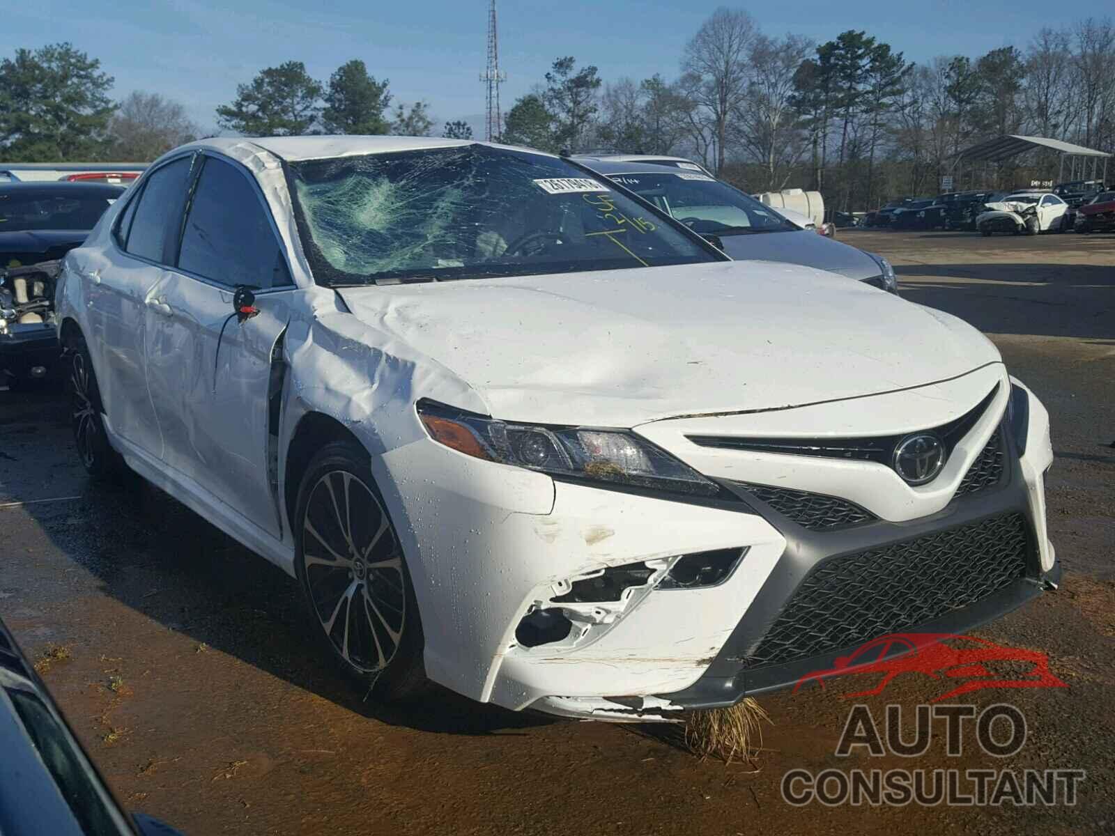 TOYOTA CAMRY 2018 - JTNB11HKXJ3026098