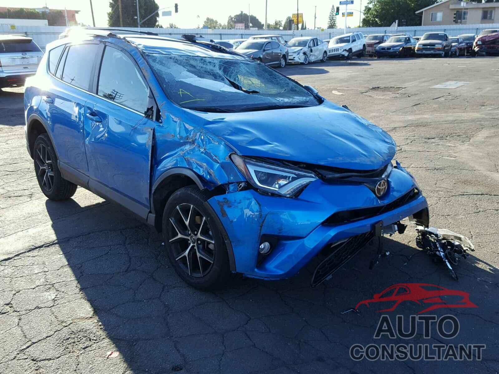 TOYOTA RAV4 2017 - JTMNFREV6HJ706022
