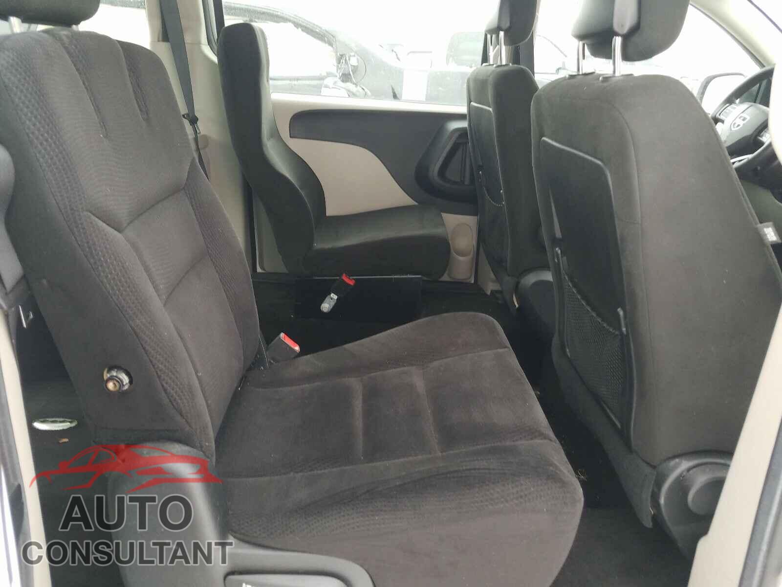 DODGE GRAND CARA 2015 - 1FM5K8B81JGB82927