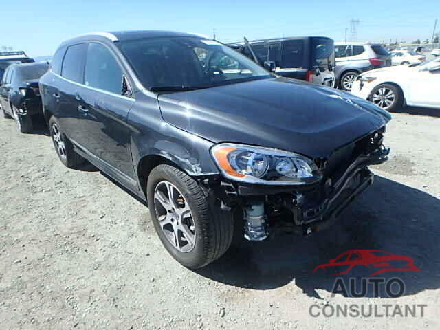 VOLVO XC60 2015 - YV4902RC6F2569185