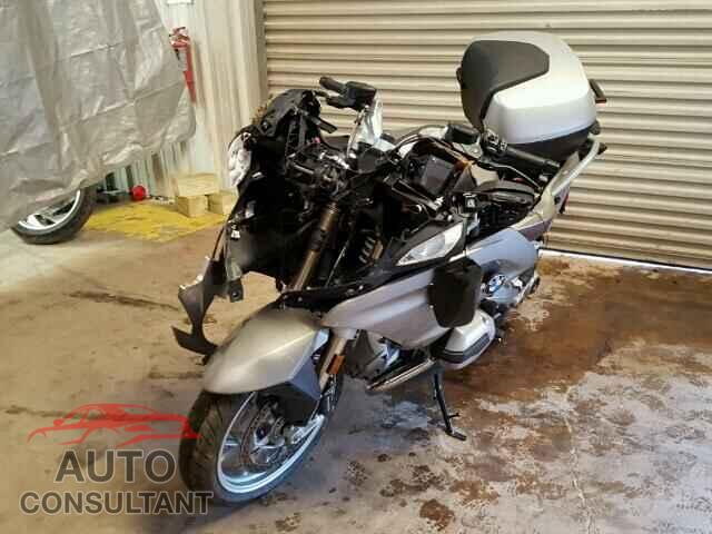 BMW MOTORCYCLE 2016 - WB10A1306GZ194177