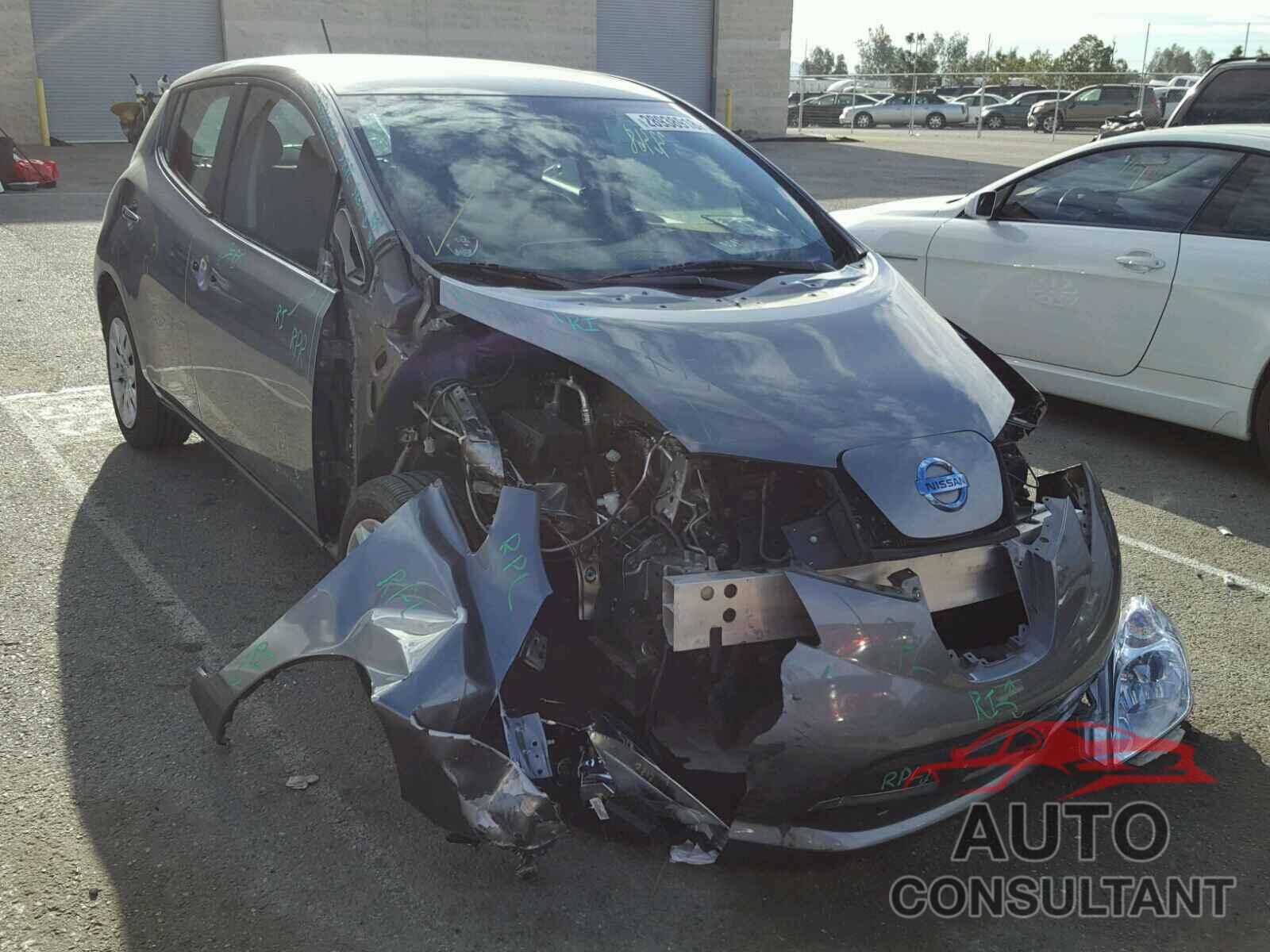 NISSAN LEAF 2015 - 1N4AZ0CP0FC315039