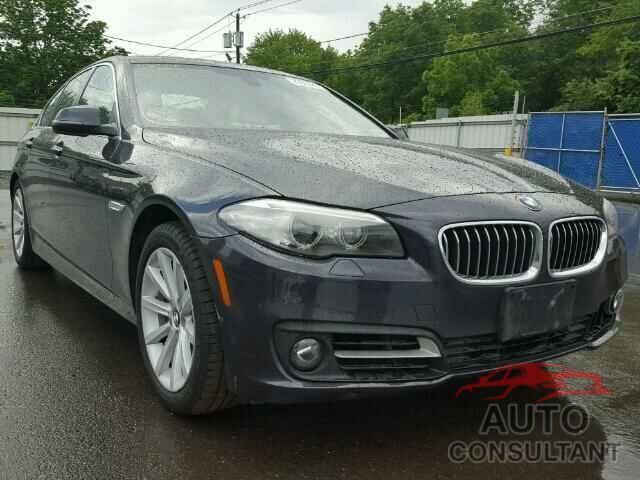 BMW 5 SERIES 2015 - WBA5B3C53FD546136