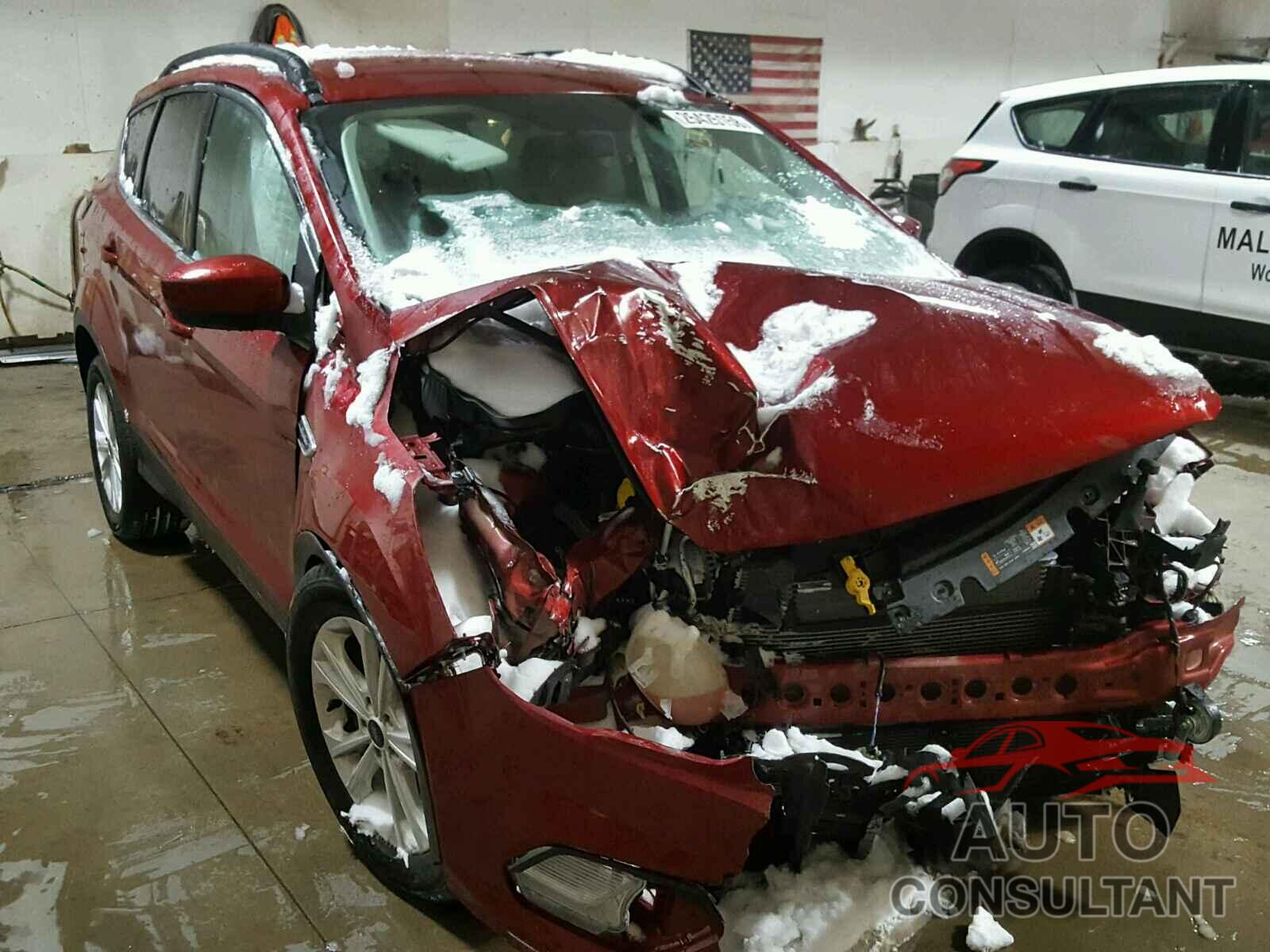 FORD ESCAPE 2017 - 1FMCU9GD3HUC77272