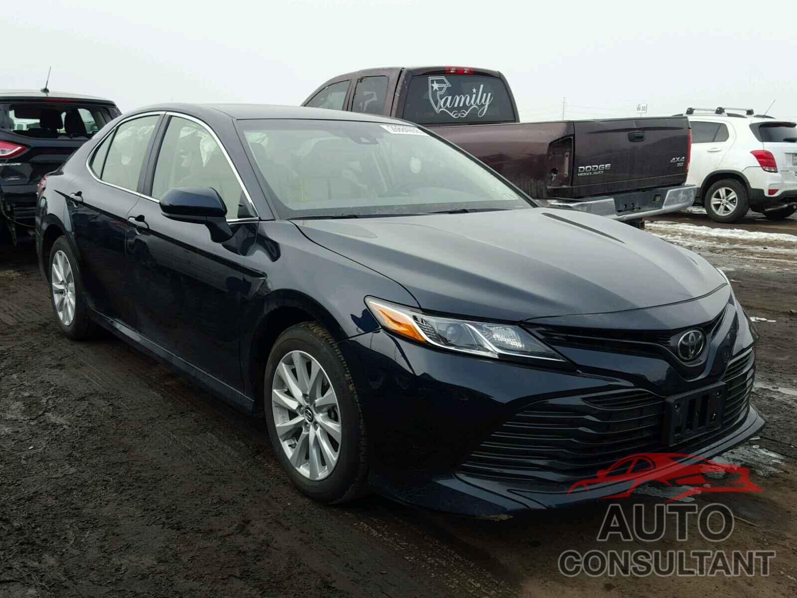 TOYOTA CAMRY 2018 - JTNB11HK5J3039082