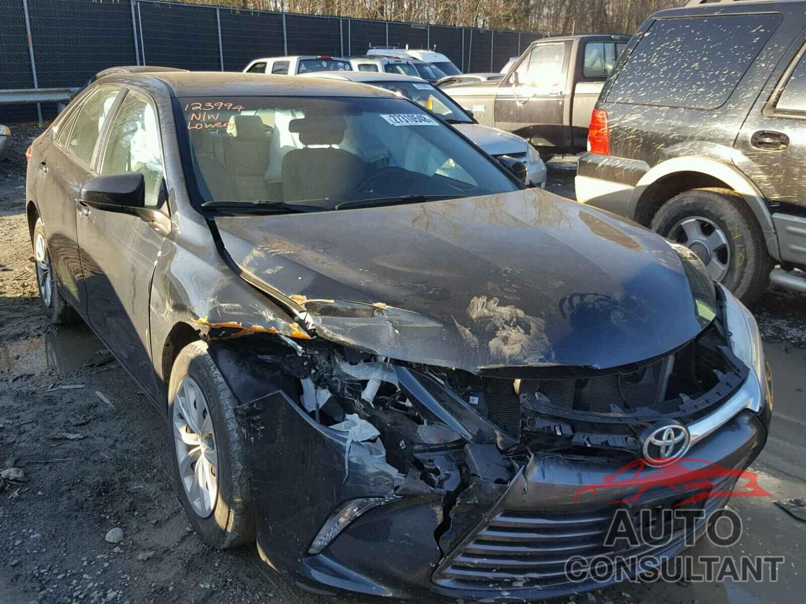 TOYOTA CAMRY 2016 - 4T4BF1FK1GR532867