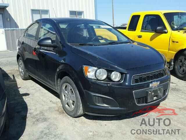 CHEVROLET SONIC 2015 - 1G1JB5SH4F4157250