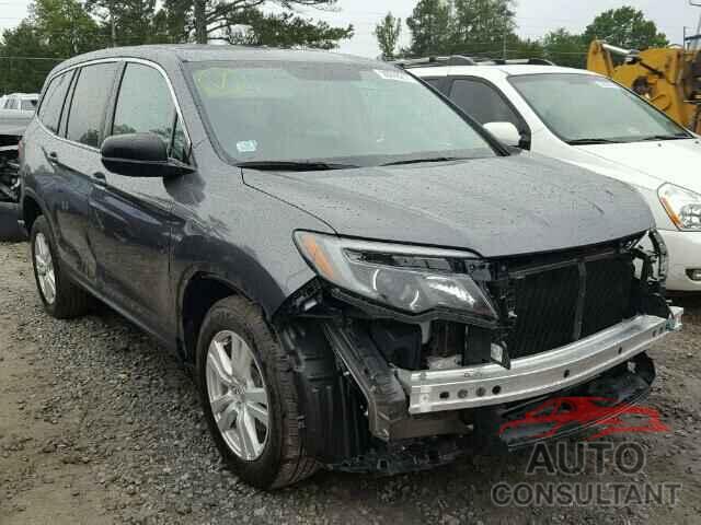 HONDA PILOT 2016 - 5FNYF6H11GB032095