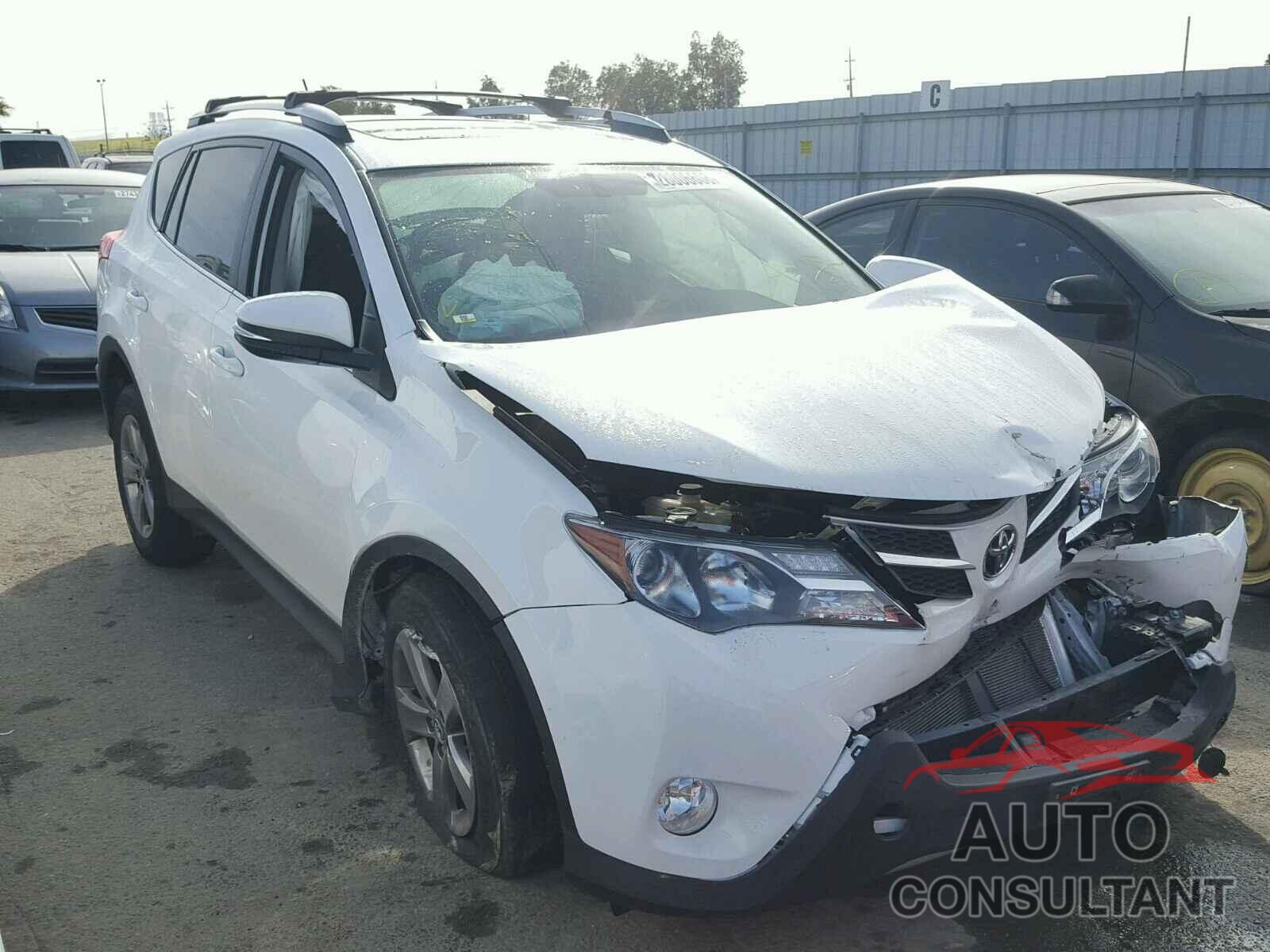 TOYOTA RAV4 2015 - JTMWFREV3FD073303