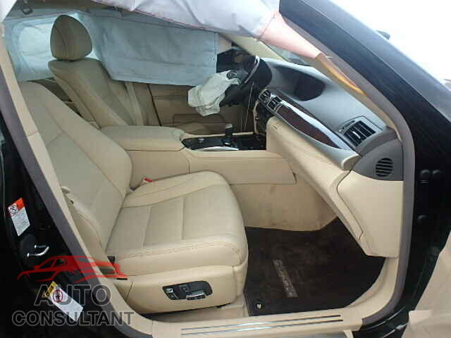 LEXUS LS460 2015 - JTHCL5EF7F5024451