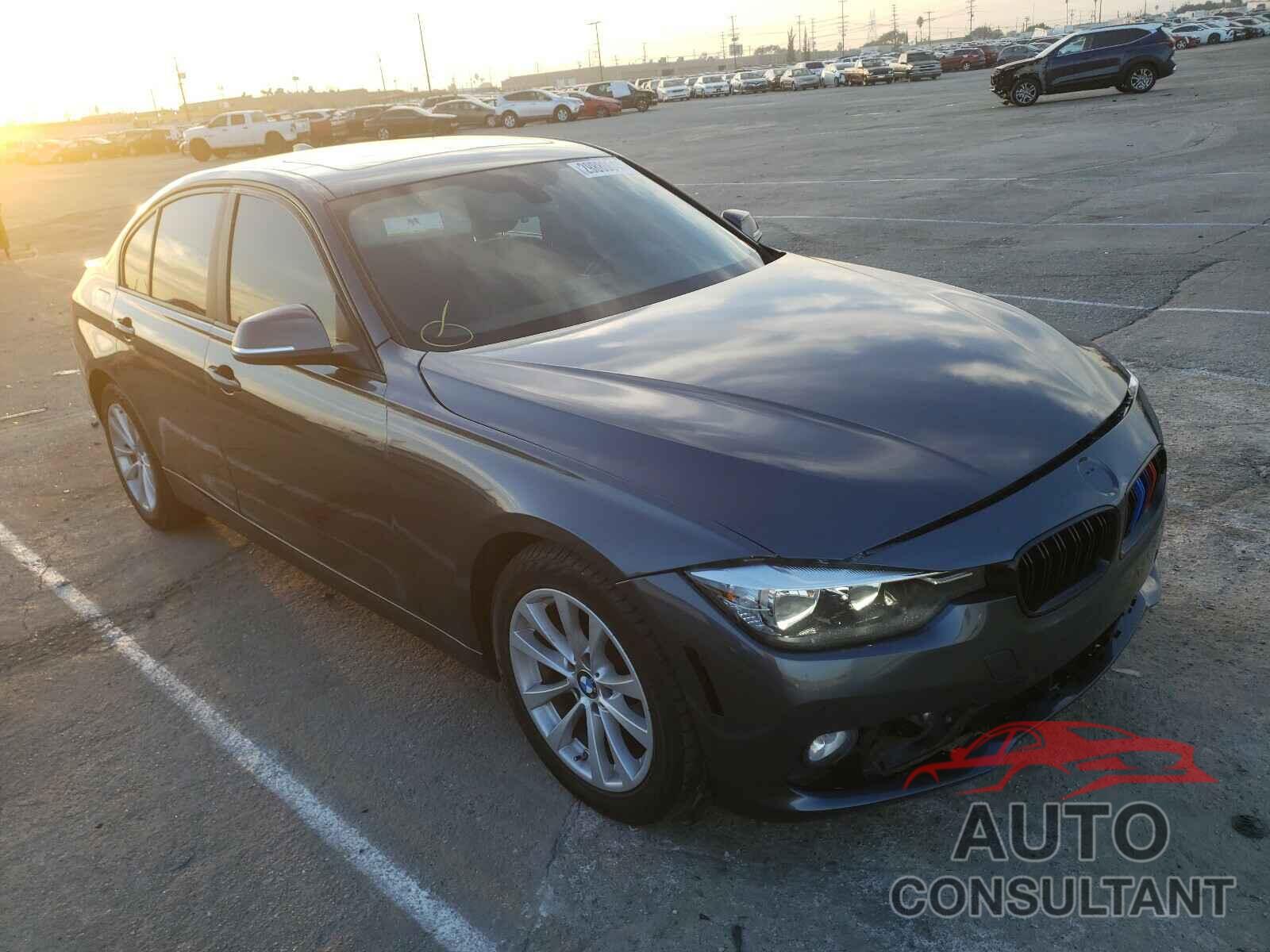 BMW 3 SERIES 2016 - WBA8A9C51GK617267