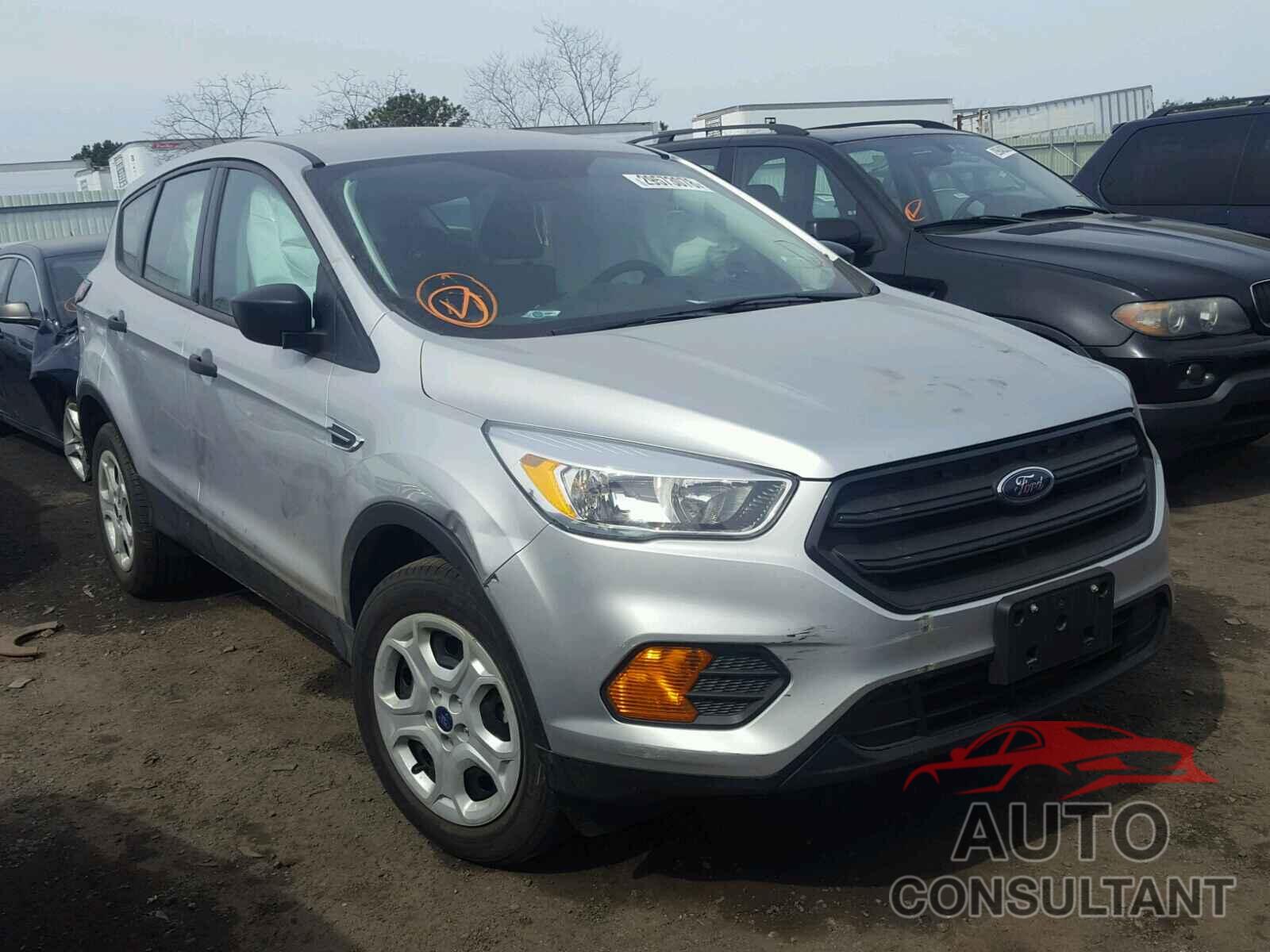 FORD ESCAPE 2017 - 1FMCU0F79HUE19812