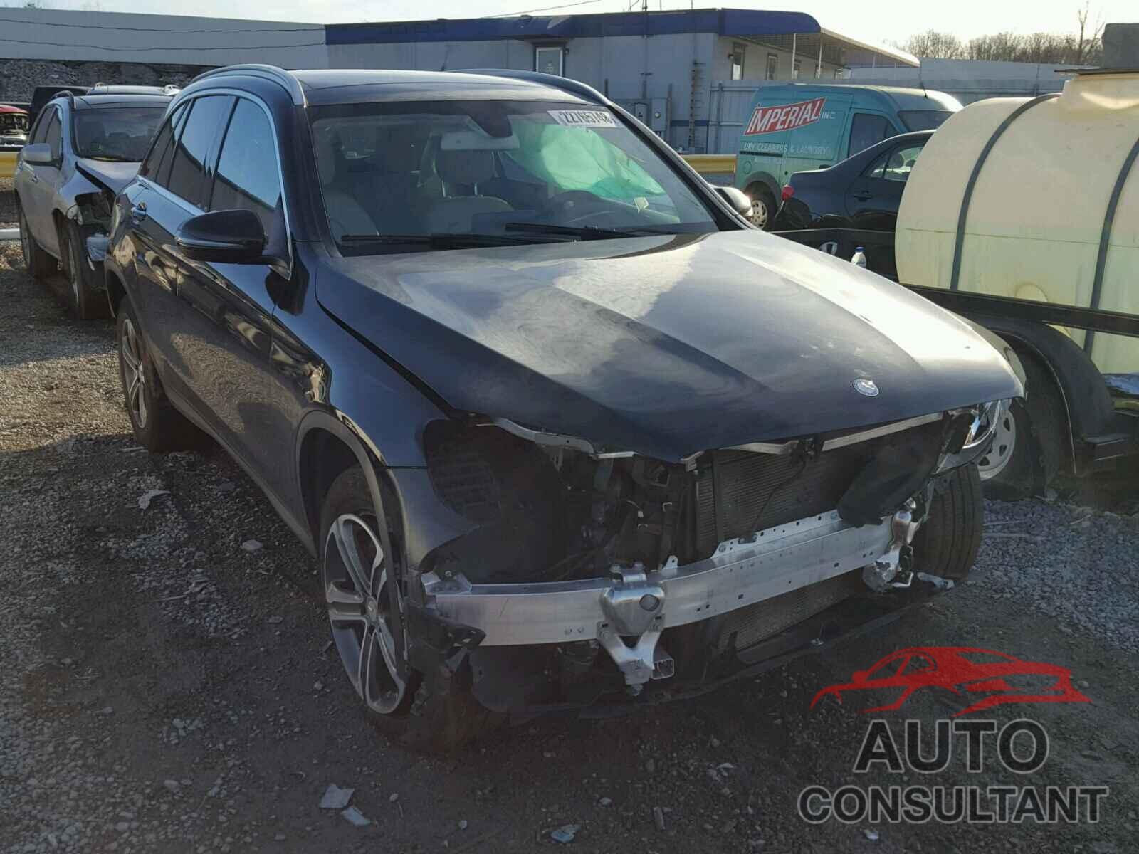 MERCEDES-BENZ GLC300 2016 - WDC0G4JB0GF085863