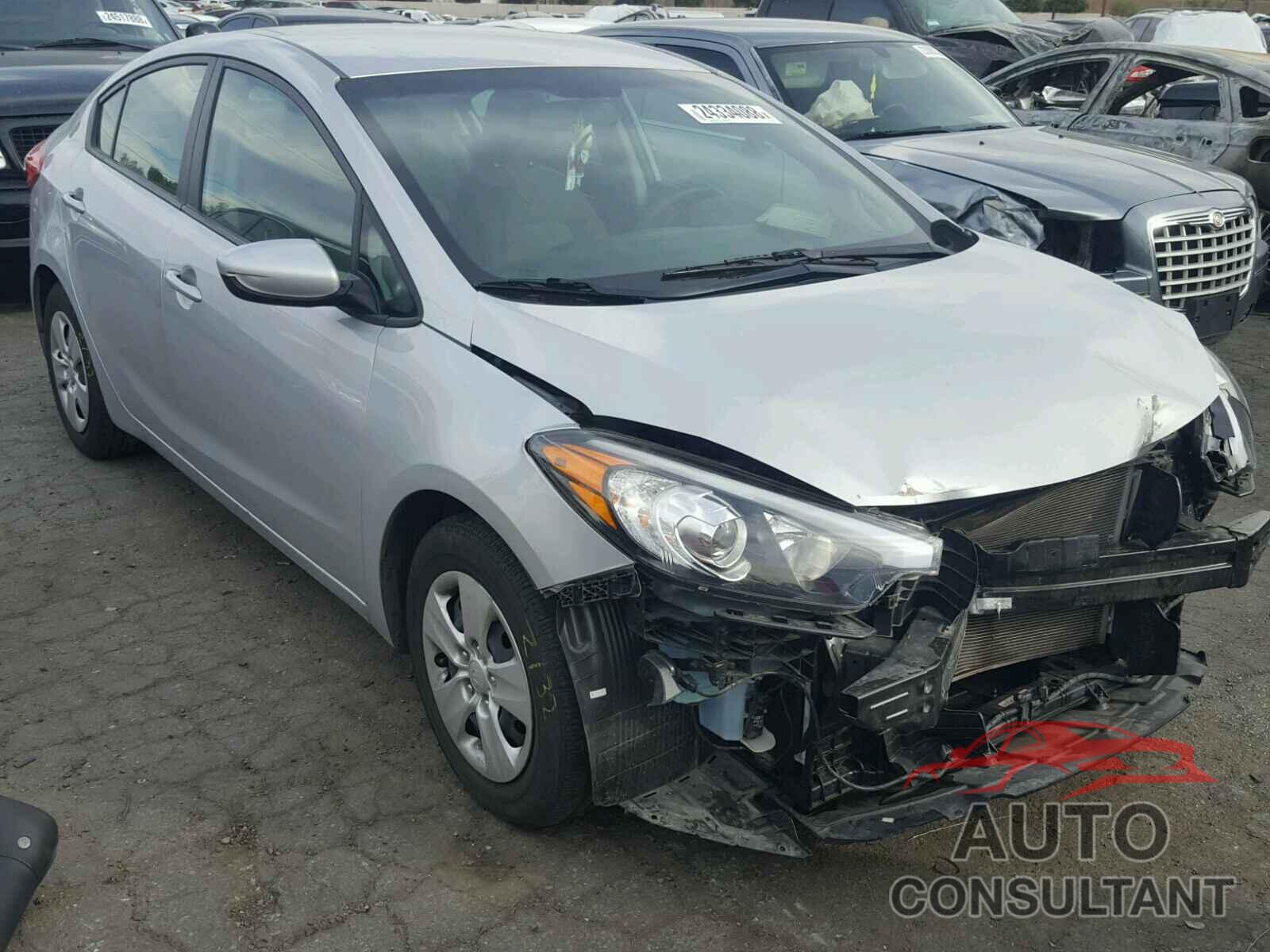 KIA FORTE 2015 - KNAFK4A68F5425358